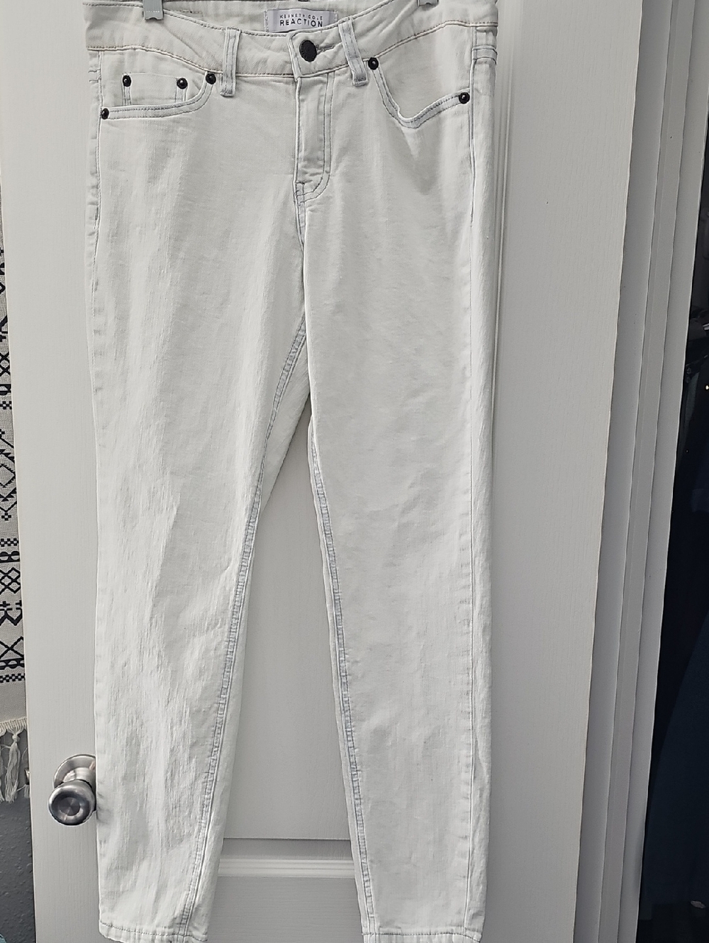 Kenneth Cole Reaction White Women's Skinny Jeans - Slim Fit